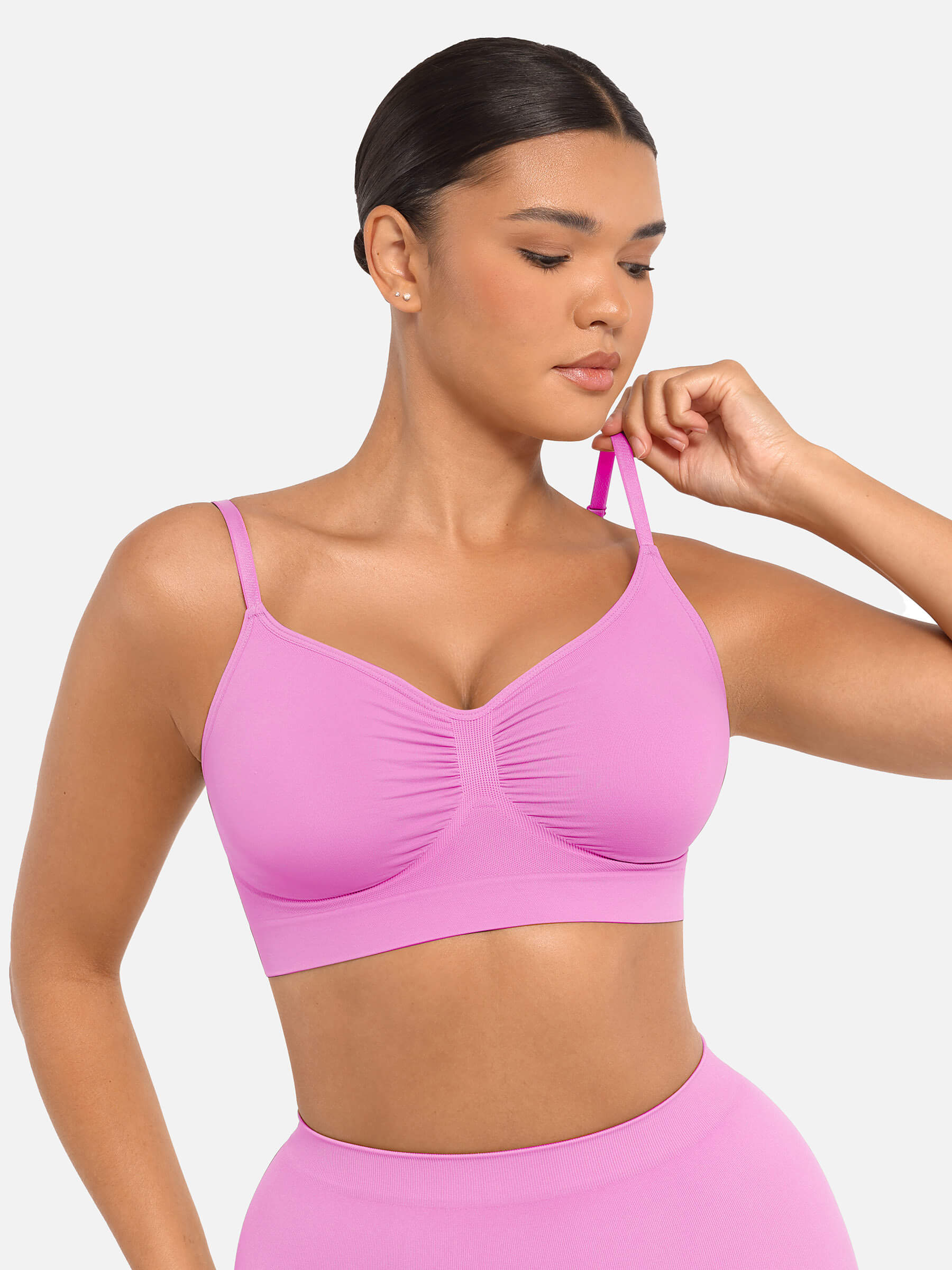 Comprá 3 y llevate 5 | Sutiã femenino sin aro cómodo e invisible